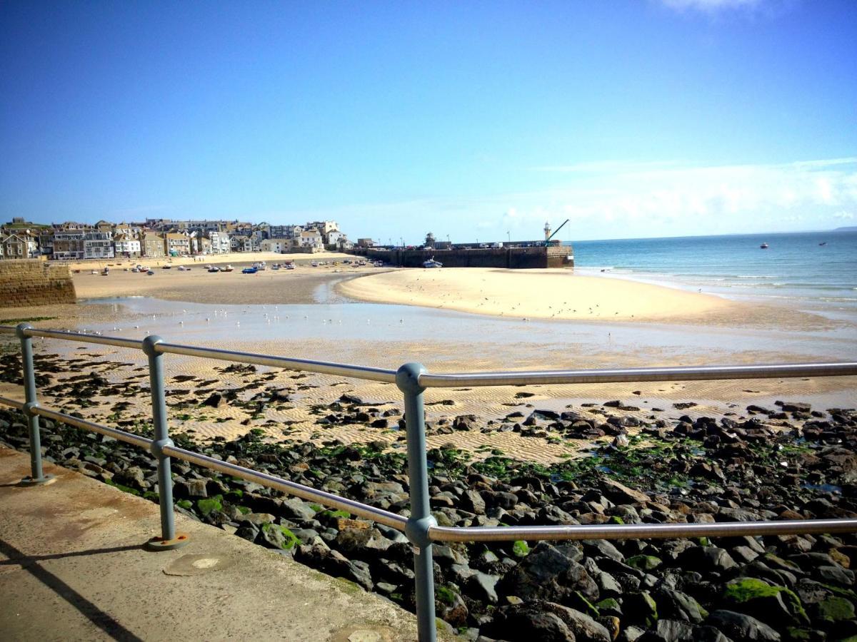 Coast Accommodation St Ives Esterno foto